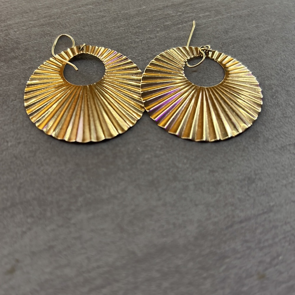Gold earrings